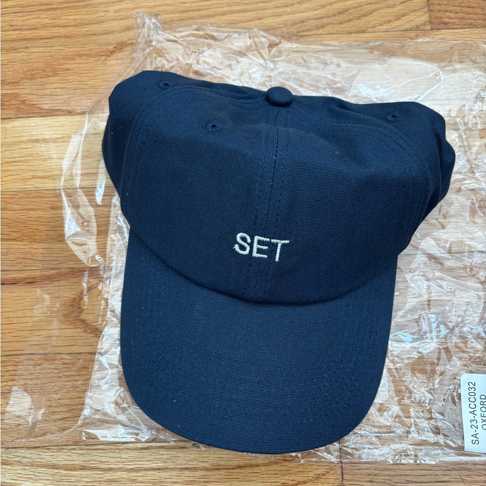 SET Active navy classic cap NWT - Picture 3 of 4